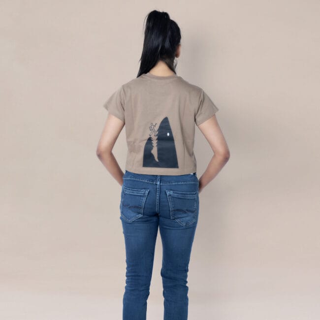 Jawsome Graphic Crop Top